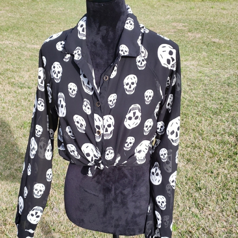 M Skull Sheer Button down